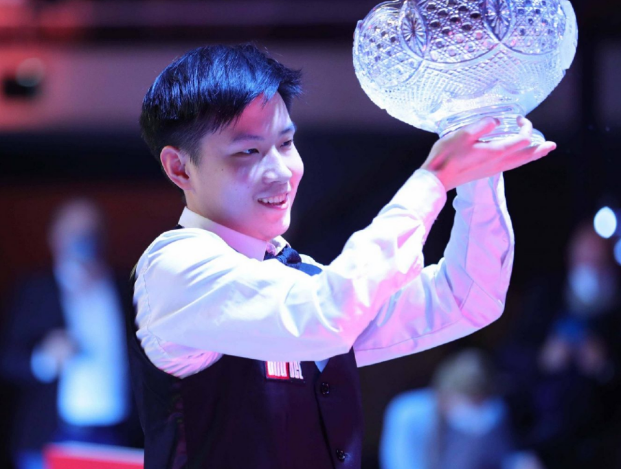 俱乐部立下 俱乐部立下