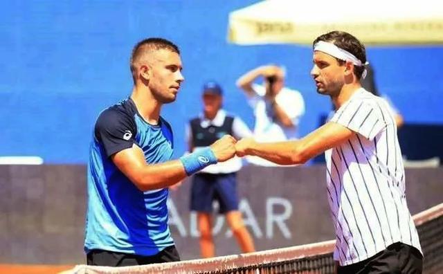 反击为基底 反击为基底